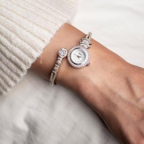 تصاميم متفردة للساعات