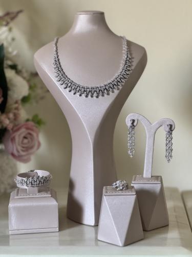 طقم اكسسوار عروس - ديري