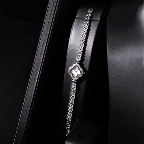 ساعة سهرة - كارتر