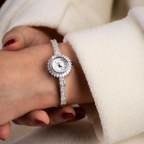 ساعات العرايس دار سلا