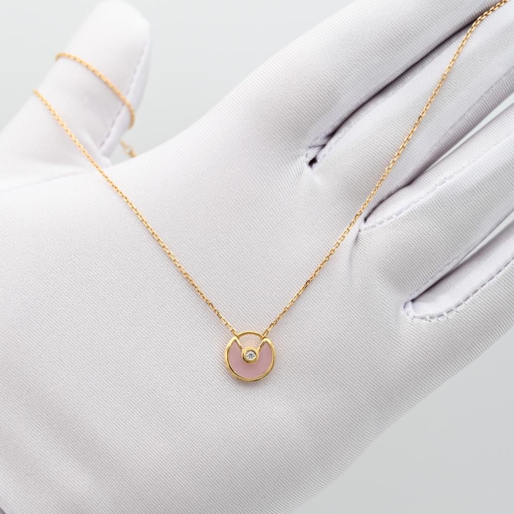 عقد ذهب باك مان