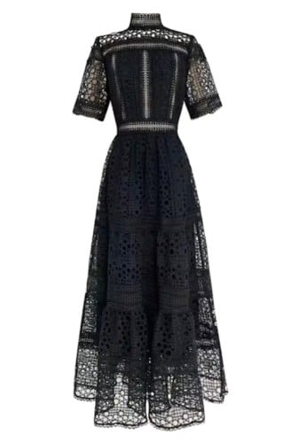 فستان ناعم طويل متوفر بعدة الوان