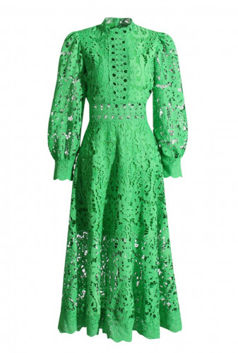 فستان اخضر متوسط الطول