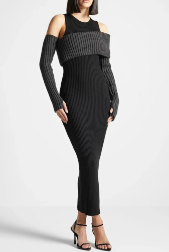 فستان طويل متوفر بعدة الوان