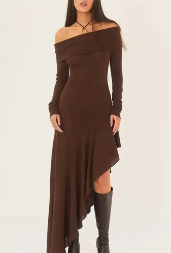 فستان بني بقصة غير متماثله