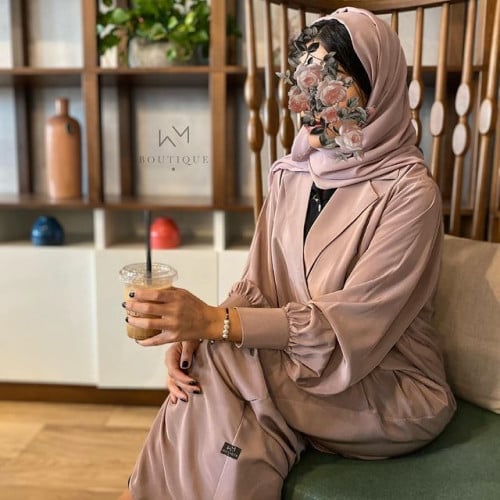 عباية حرير بياقة