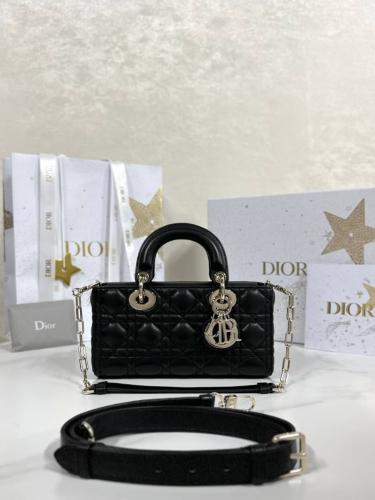 ديور دي جوي مقاس 22cm