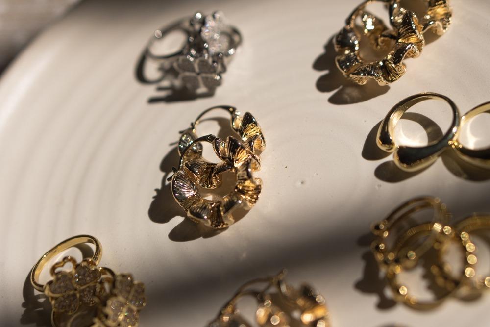 هدايا ذهب للنساء