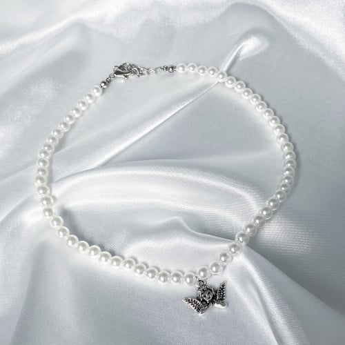 سلسال اللولو القصير مع الملاك | Pearl necklace with angel charm