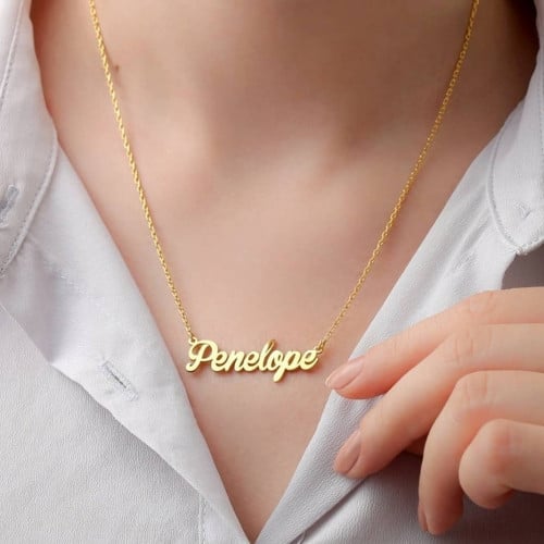 سلسال رقبة بتصميم الاسم