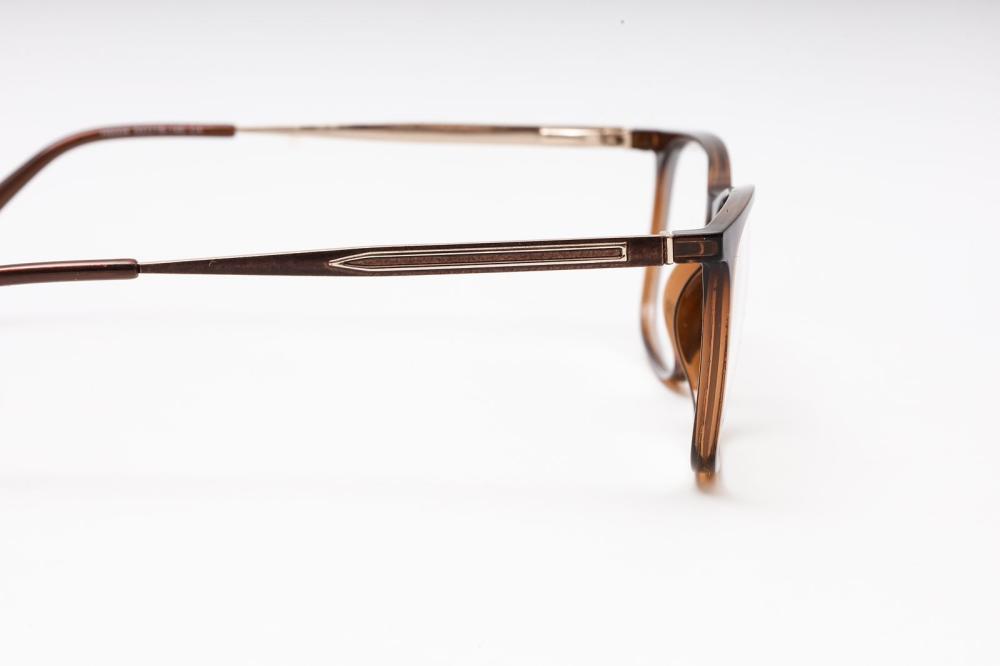 نظارات Police الطبية – تصميم عصري وجودة عالية