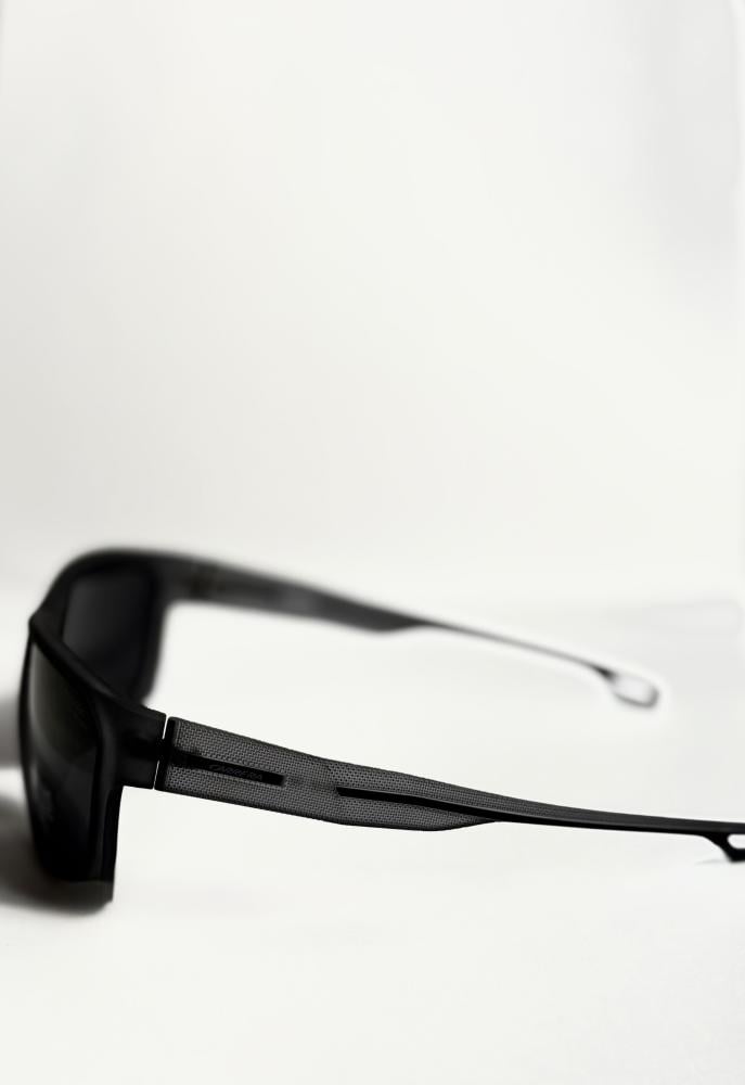 نظارة CARRERA شمسية كلاسيكية رياضية