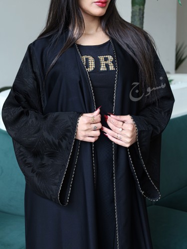 عباية لف كريب صالونا بأكمام جاكار وكلفة ذهبي