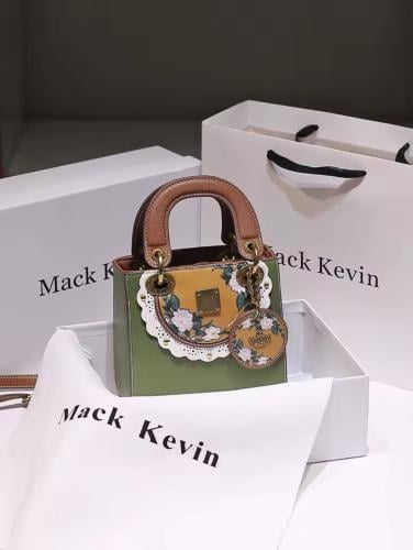Mack Kevin