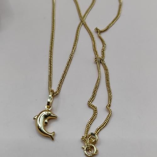 Necklace with pendant 18 Inches 18k