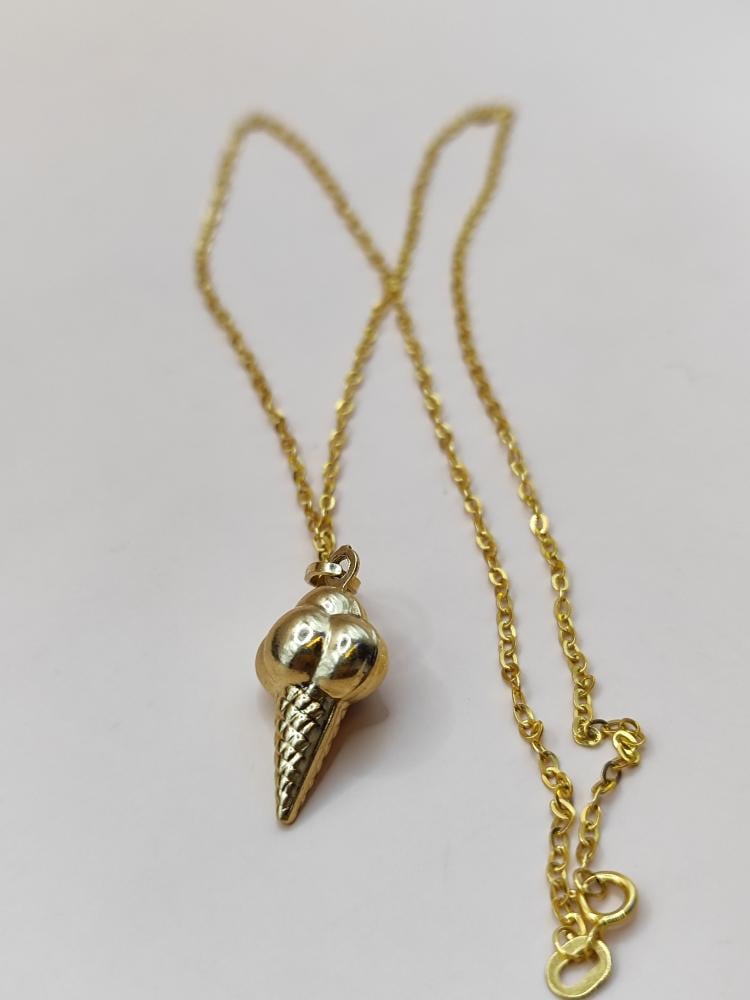Necklace with pendant 18 Inches 18k