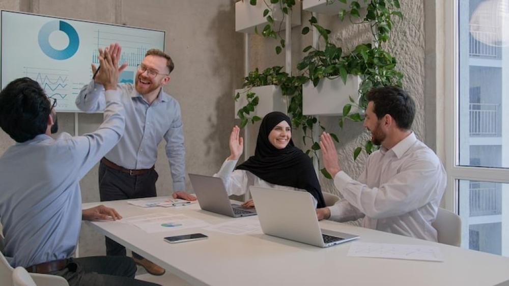 10 أفكار لزيادة تفاعل الموظفين في بيئة العمل