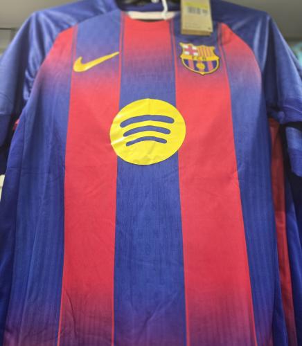 طقم برشلونه