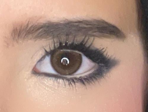 عدسة Caramel Brown