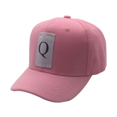 كاب حرف Q وردي (بمبي ) مقوس