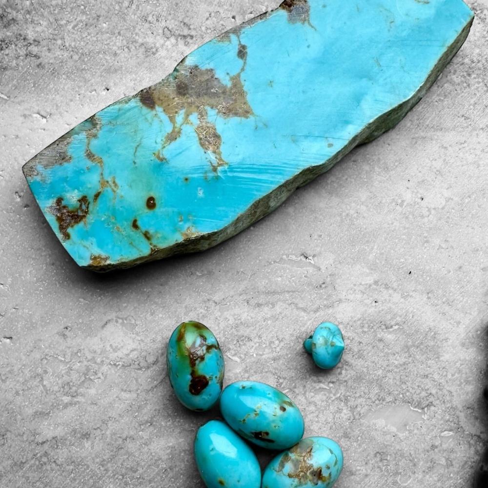 مسباح فيروز طبيعي مصاغ من حجر فيروز أريزونا طبيعي أصلي