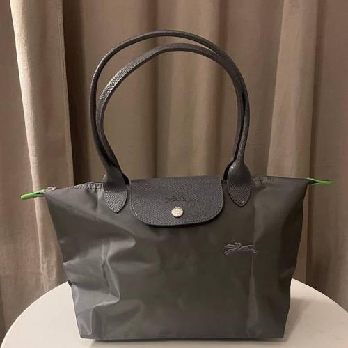 Longchamp M - رمادي كامل