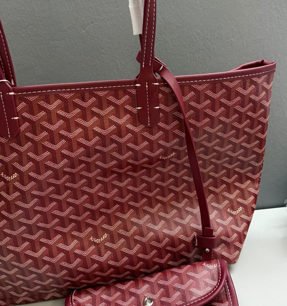 Goyard - M