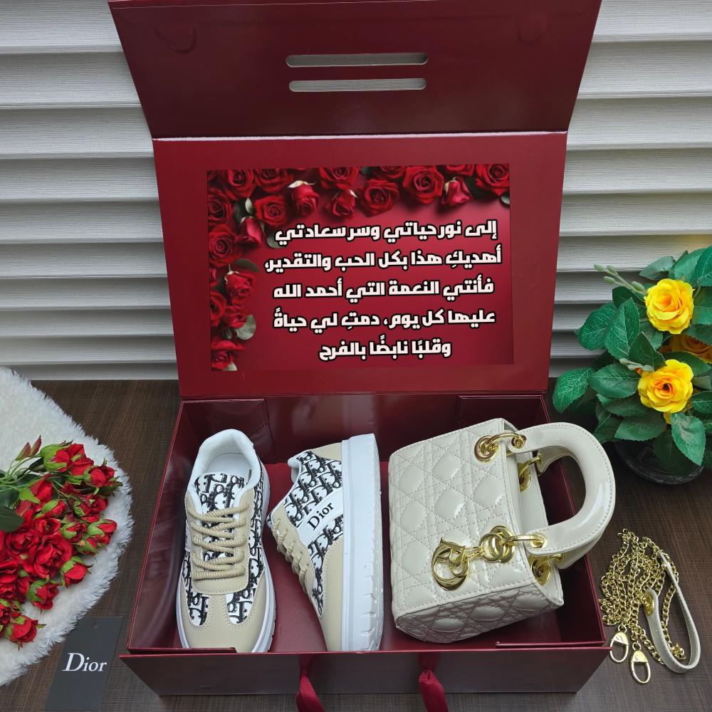 شنطه راقيه ماركة ديور خامه عالية جودة تصميم انيق