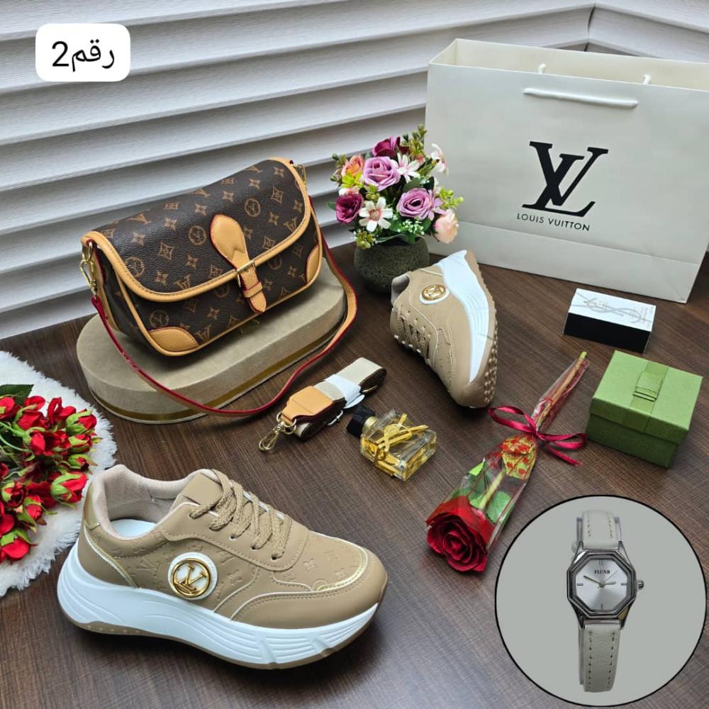 شنط راقيه شكل ماركة لويس فيتون خامه جلديه عالية الجوده