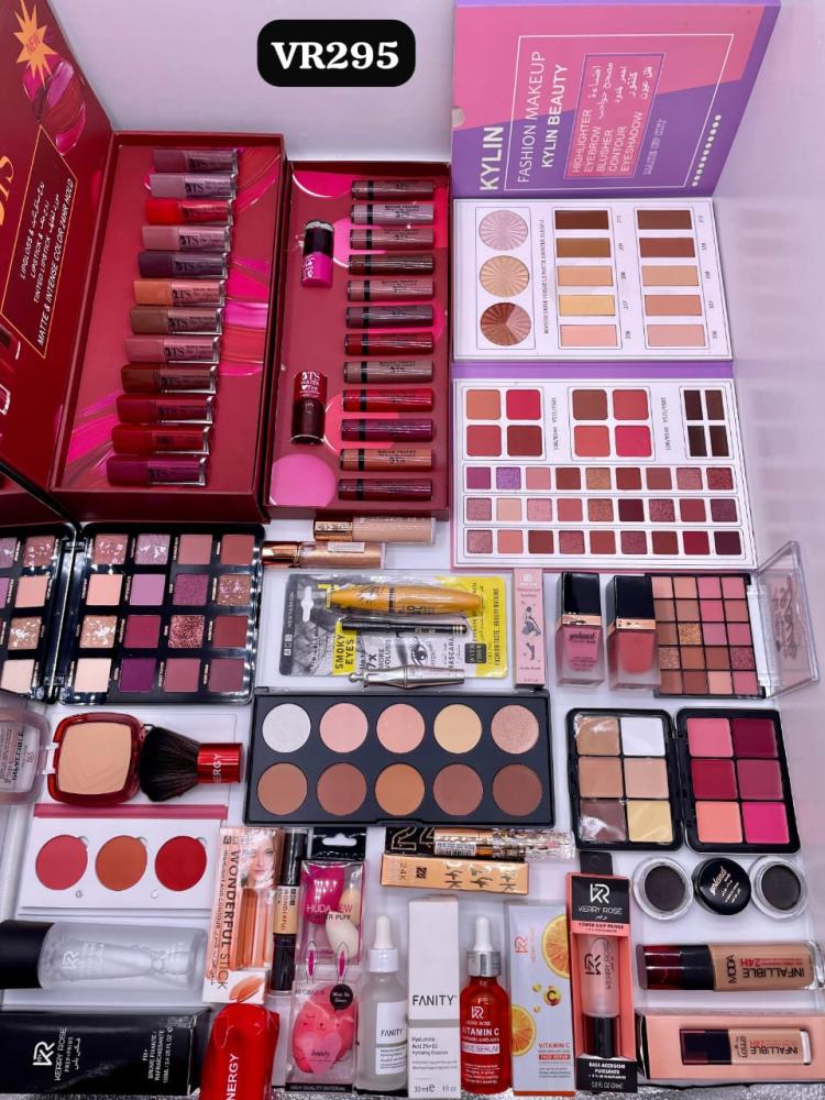 مكياج متكامل  متجر نجد