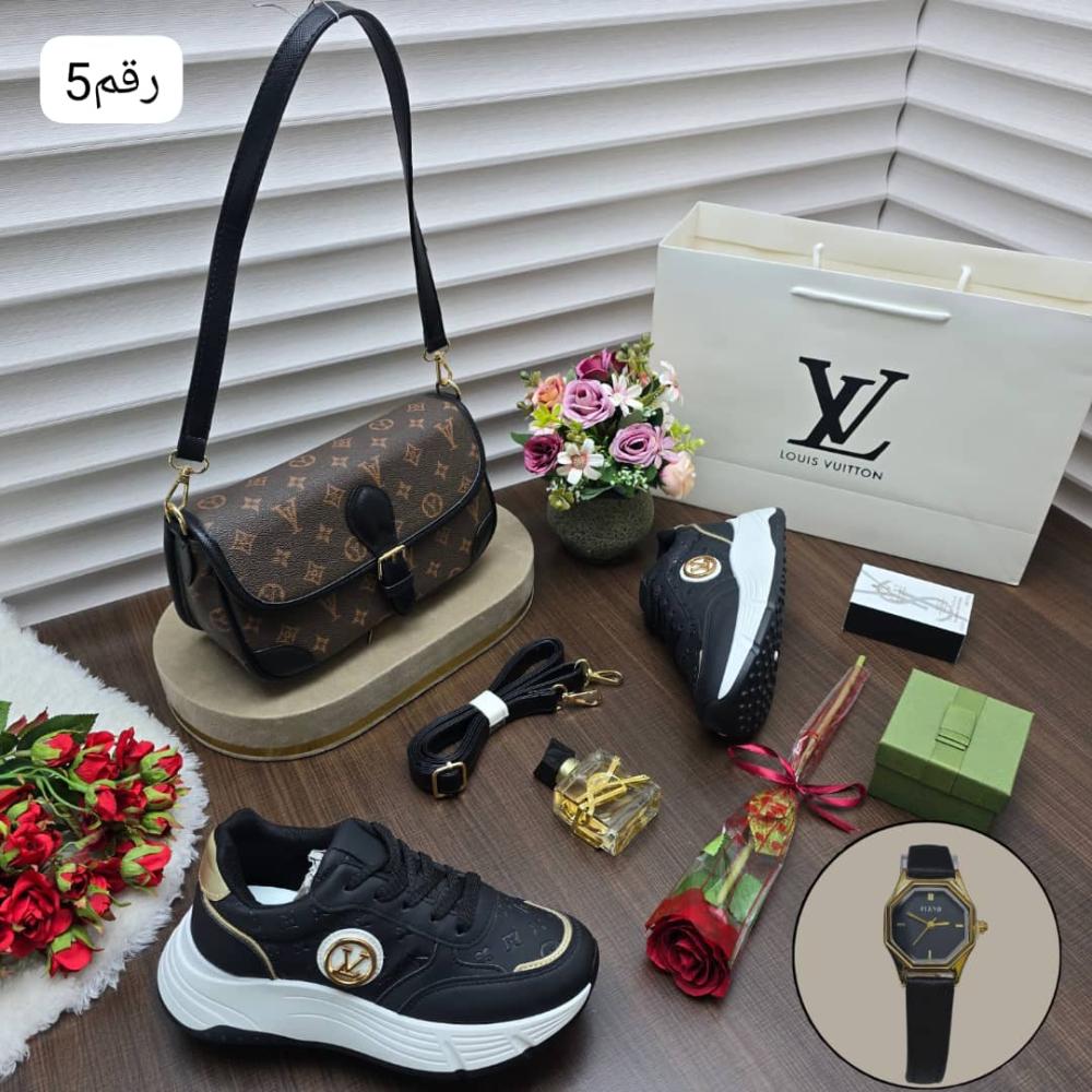 شنط راقيه شكل ماركة لويس فيتون خامه جلديه عالية الجوده