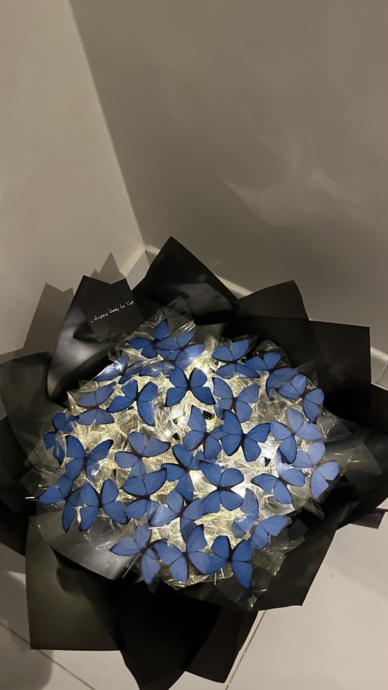 بوكيه الفراشه حجم كبير