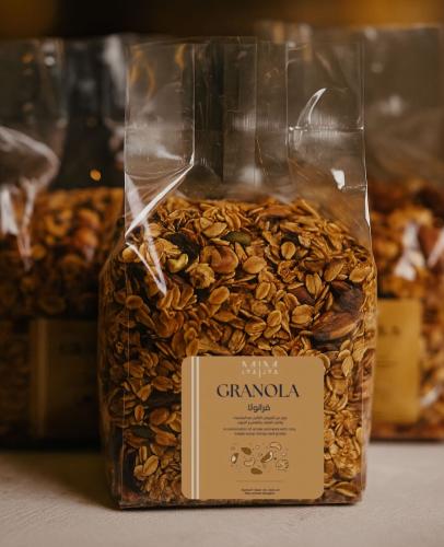 Granola MM قرانولا محلى بالقيقب والعسل 350جم