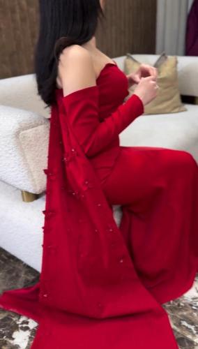 فستان احمر انيق