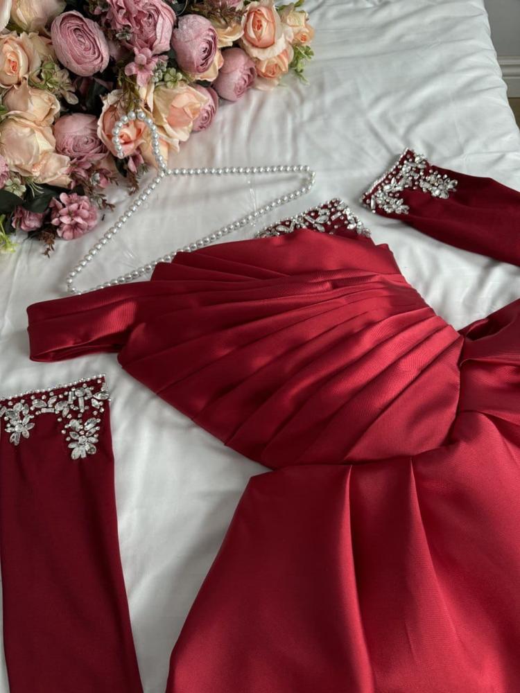 فستان جيبون سهره اسود وعودي