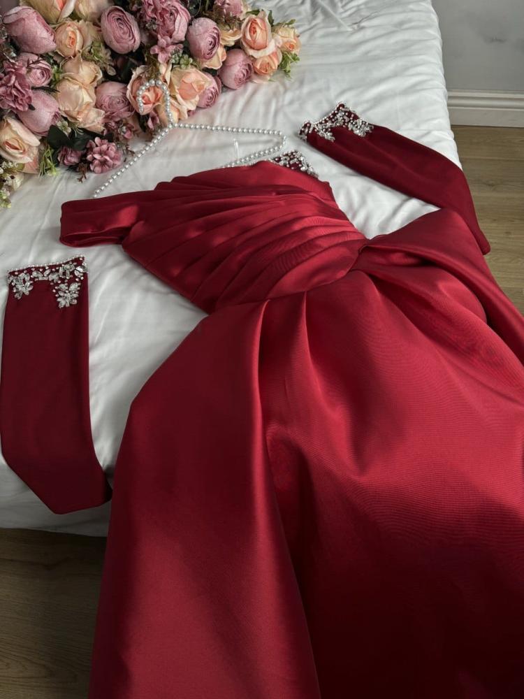 فستان جيبون سهره اسود وعودي