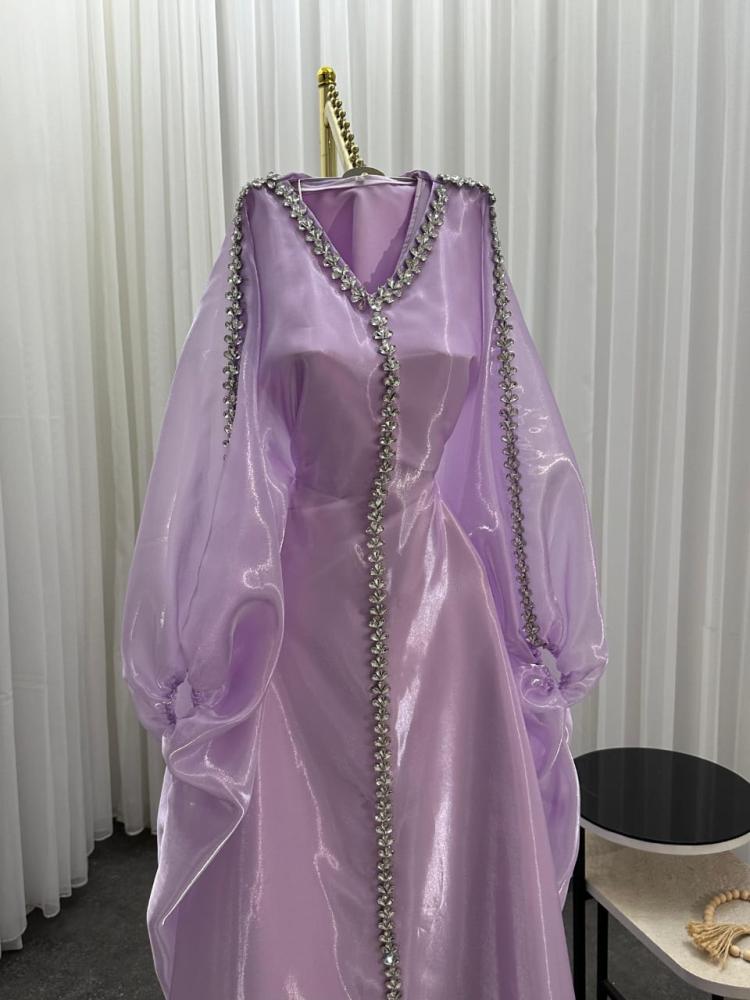 فستان سهره الخامه :ميكادو رااقي لمعه شفاف  اصلي درجه اولى + بطانه تفته استرتش + حزام + كرستال الاصلي  لمعه كبيره من اجمل كرستال