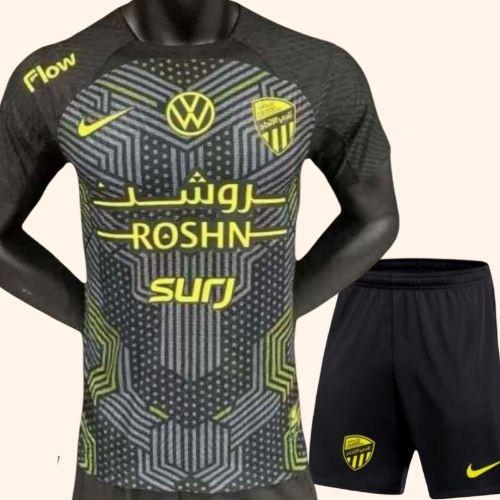 طقم الاتحاد الذهبي الاسود 2026- تصميم هندسي بخامة...
