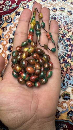 سبحة ناعمة ذات الوان زاهية من خراطة امينه رشفان اس...