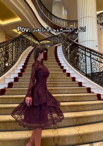 فستان برغندي دانتيل