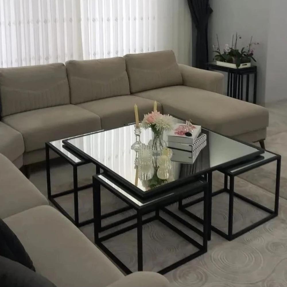 طاولات حديد مع 4خدمه