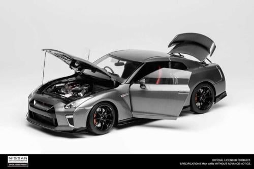 MotorHelix 1:18 Nissan Skyline GT-R Customized Version in Metallic Gray MotorHelix  |  SKU: M83507