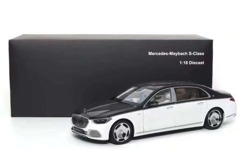 Mercedes - Maybach S-Class 2021 Black / White 1:18...