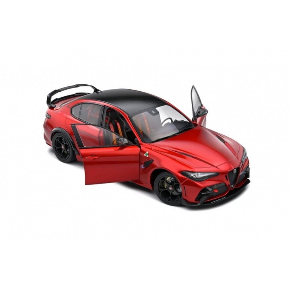 Alfa Romeo Giulia GTAM year 2021 red 1:18 Solido