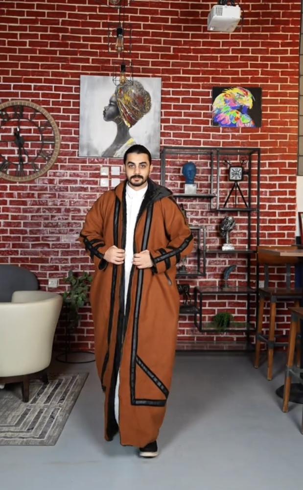 فروه رجالي اسود