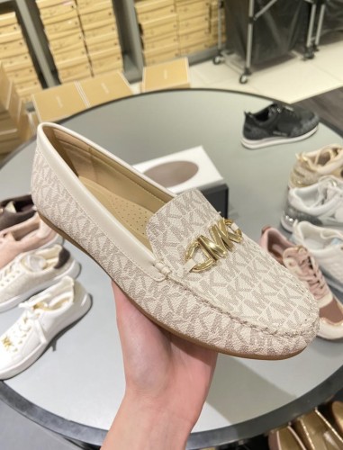 حذاء michael kors