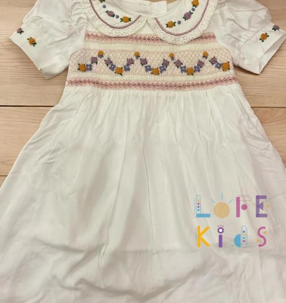 تجهيزات ملابس الأطفال