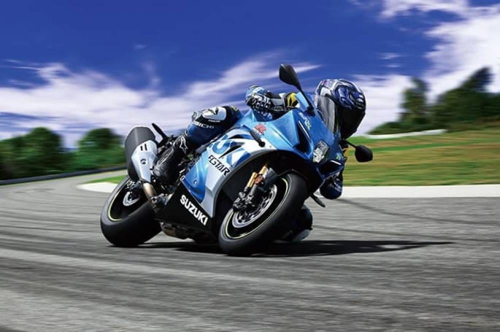 مواصفات سوزوكي GSX-R1000R موديل 2025