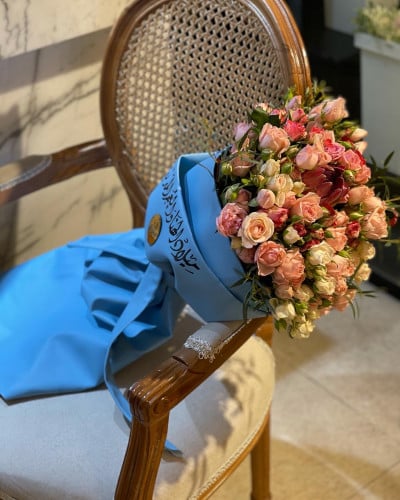 بوكية جلد مع طباعة عبارة