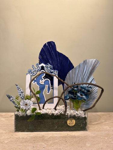 هدية مولود ورد صناعي